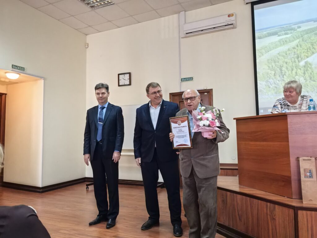 Слева направо: В.В. Миронов, И.И. Кротт, Н.А. Томилов и С.Н. Корусенко
